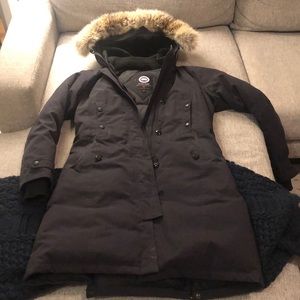 Canada Goose Sz S Navy Kensington Parka
